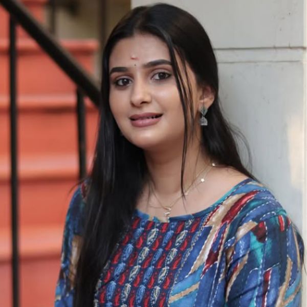 Vaishu Sundar Biography