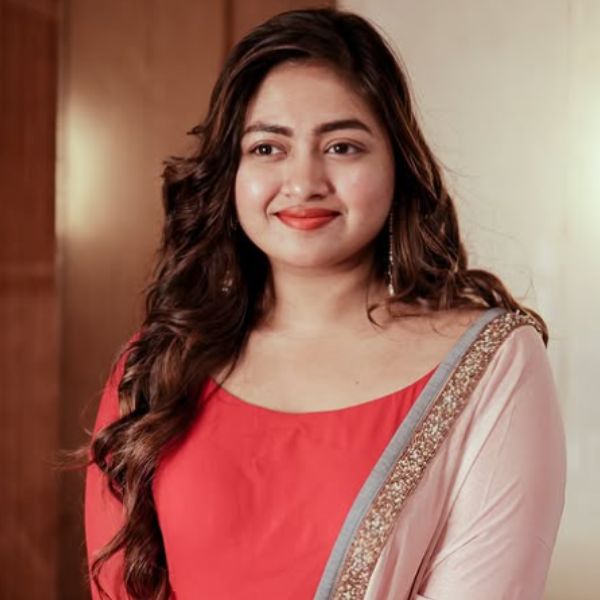 Shaalin Zoya Biography