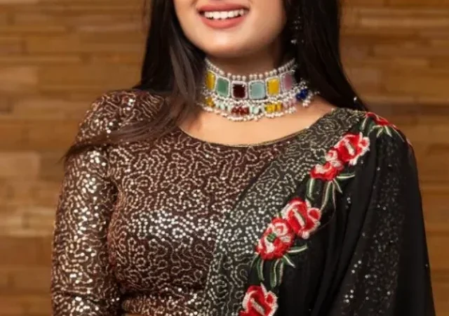 Akshaya Kandamuthan Biography