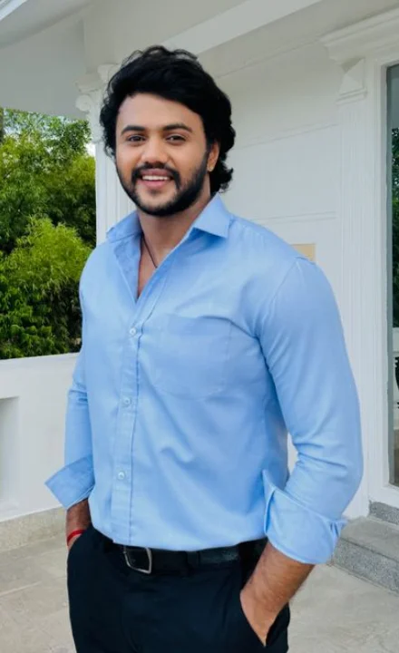 Avinash Ashok Biography