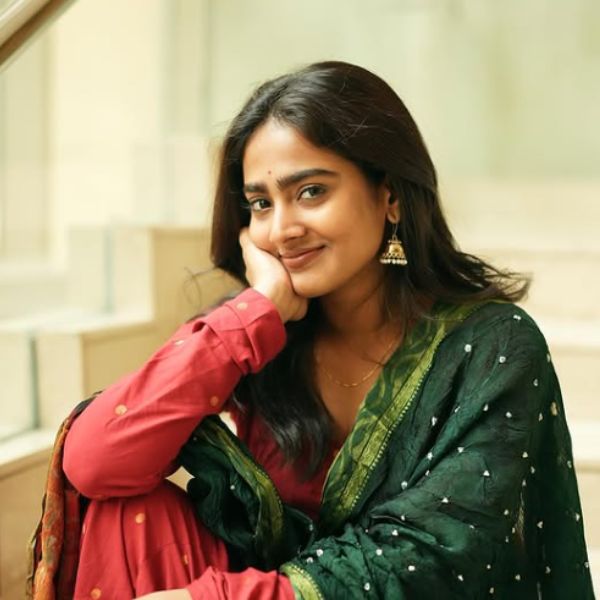 Yogalakshmi Age