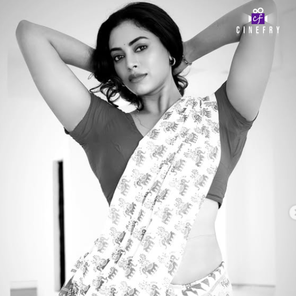 Kamakshi Bhaskarla Movies