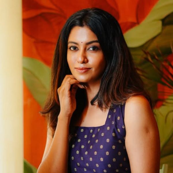 Roshni Haripriyan Biography