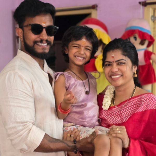 Sathyapriya Sivasamy Family