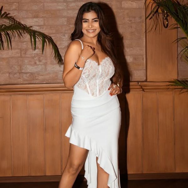 Shikha Malhotra Wiki