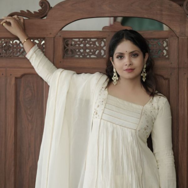 Gayathri Arun Biography