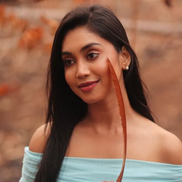 Kavi Mithra Biography