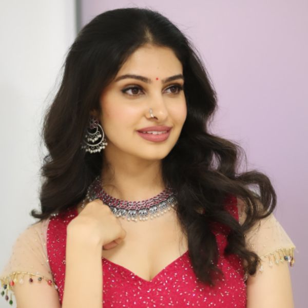 Manasa Varanasi Biography