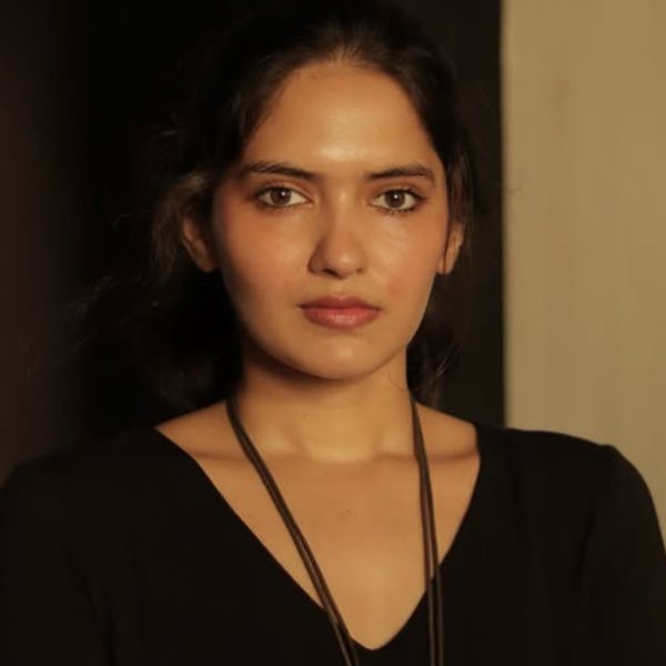 Ayraa Biography