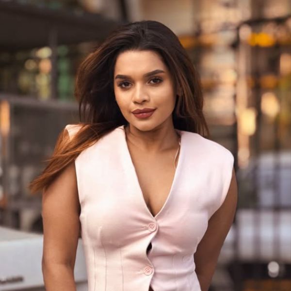 Veena Jessi Tv Show