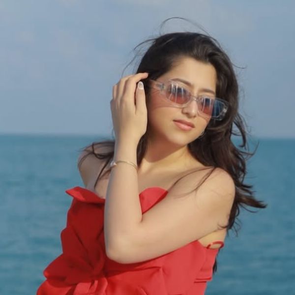 Vartika Jain Biography